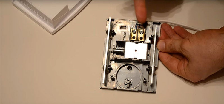 fix door bell in Willows